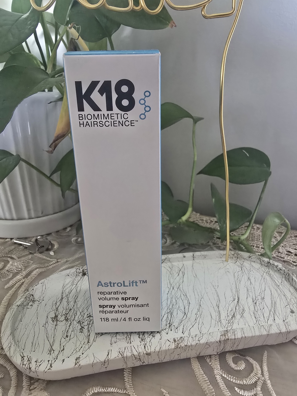 K18 AstroLift Reparative Volume Spray — White and Blue